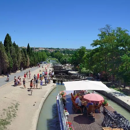 Saëns 7-t2 Avec Garage Privé Optionnel-centre Historique Et Plages à 16km ! Béziers